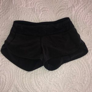 size 4 lululemon speed shorts-black!!
